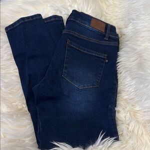 Tahari Kelly classic skinny Dark Blue Denim Jeans 6/28